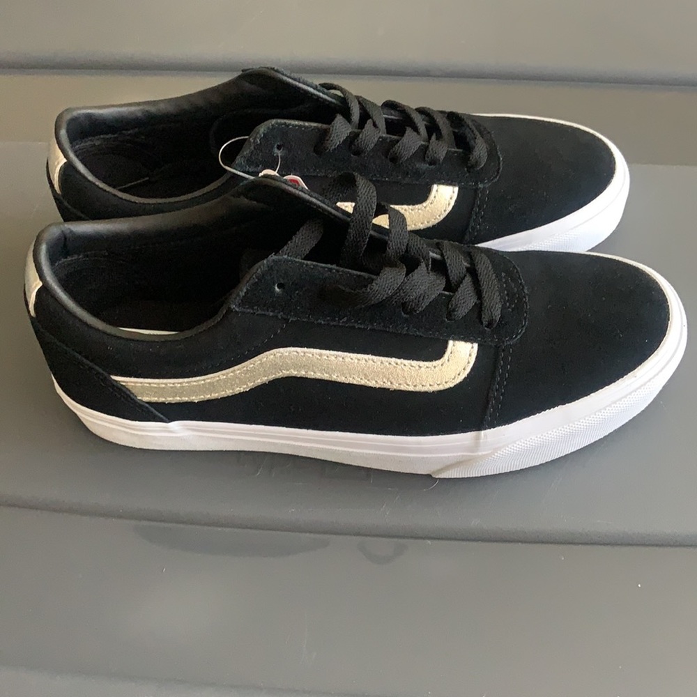 Vans Black Gold White Women’s 7.5